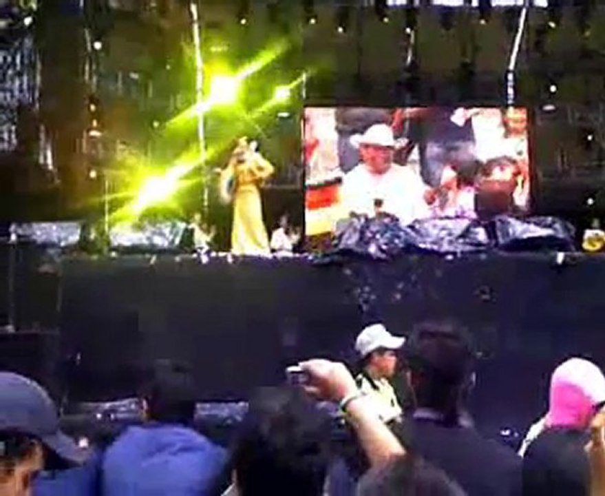 Nadia - Popurri de Juan Gabriel - Vive Grupero