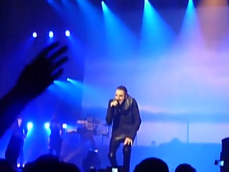 Christophe Willem entre nous et le sol 2 18/05/10 Paris