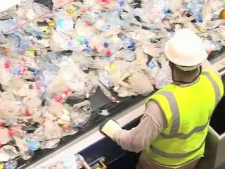 Recyclage des bouteilles plastique de qualité alimentaire