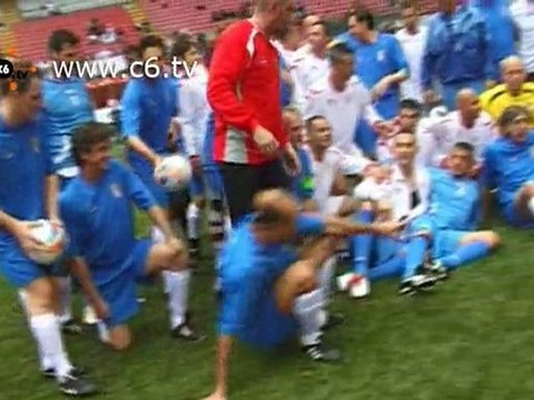 Il calcio della libertà a San Siro