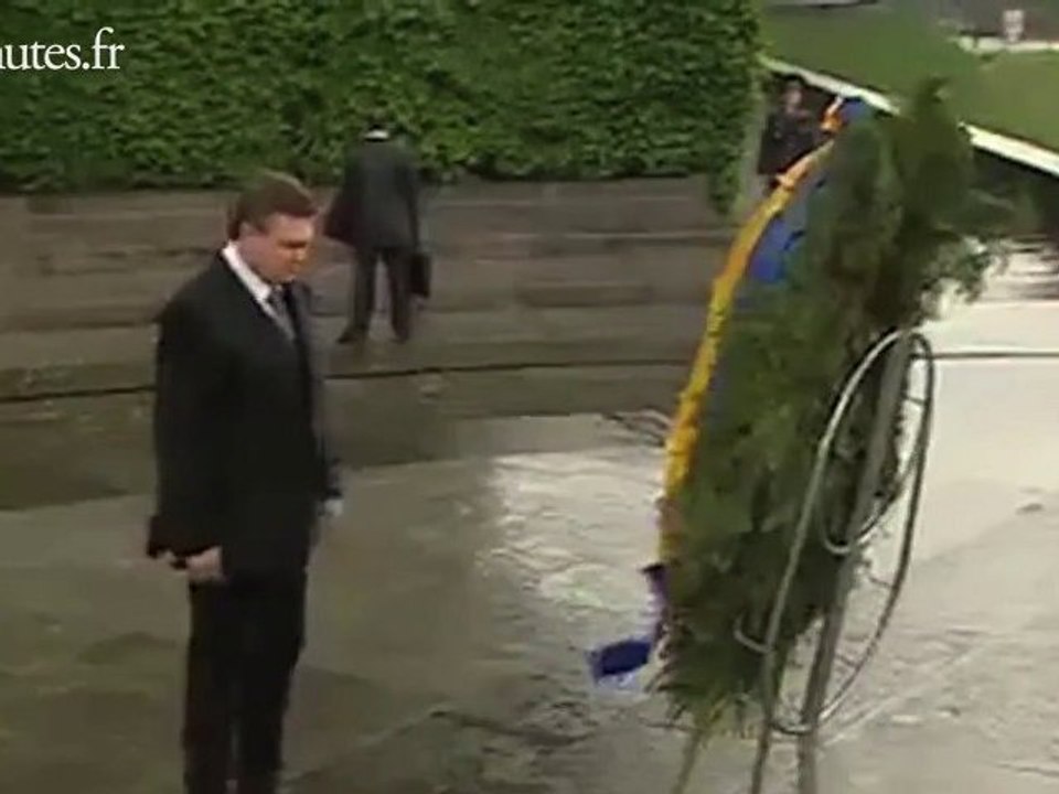 Le président ukrainien se prend des branches sur la tête