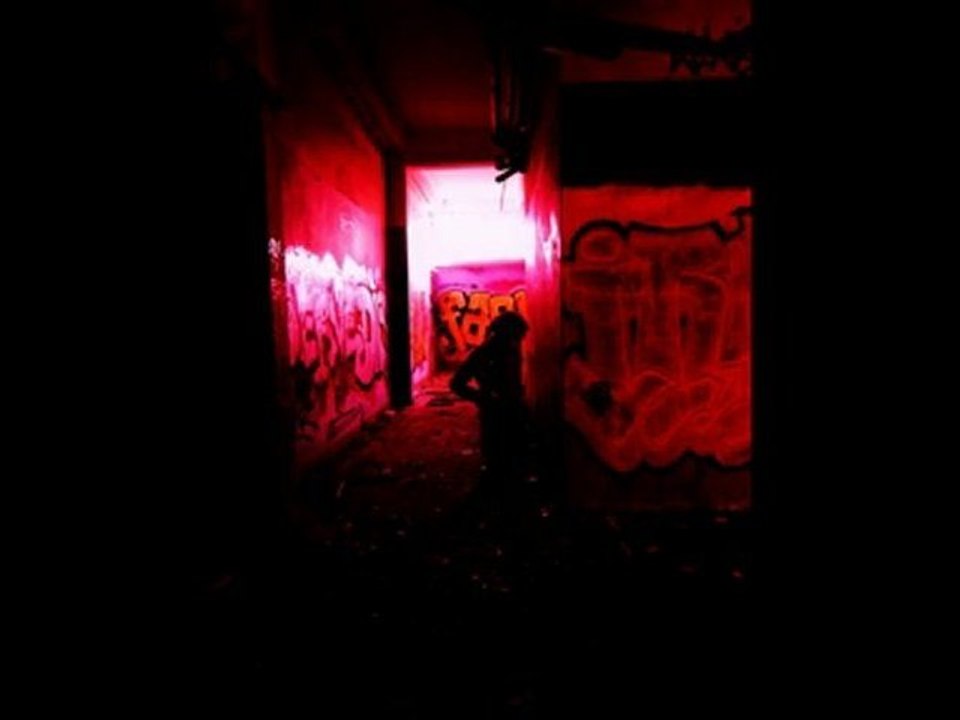 INTRUSION CLANDESTINE ...(The Prodigy+L'Antidote)