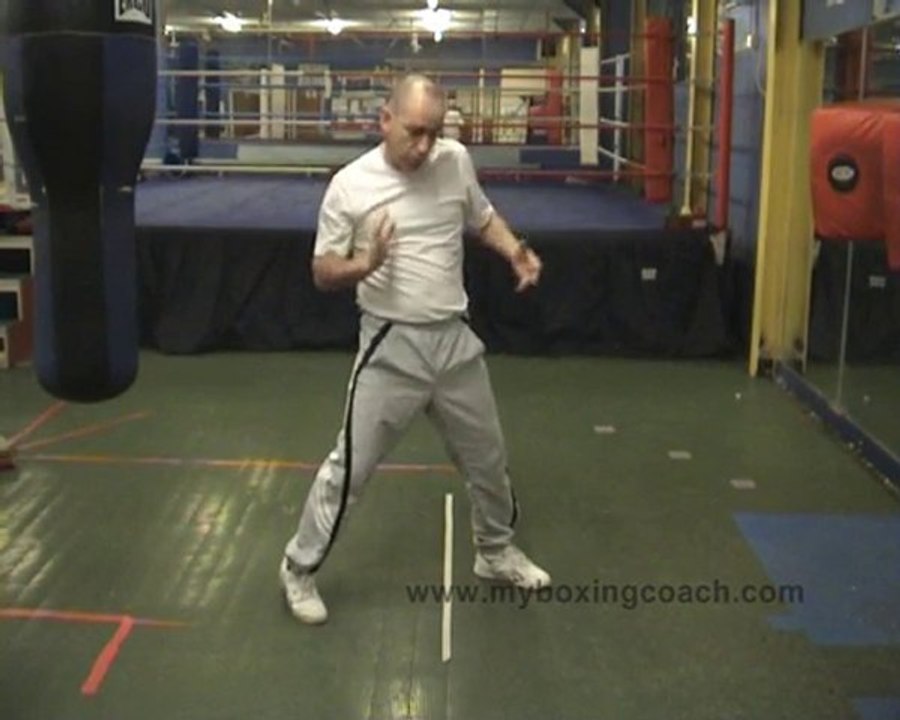 Boxing Tips - Mid Range Right Hook - A Holyfield Special!