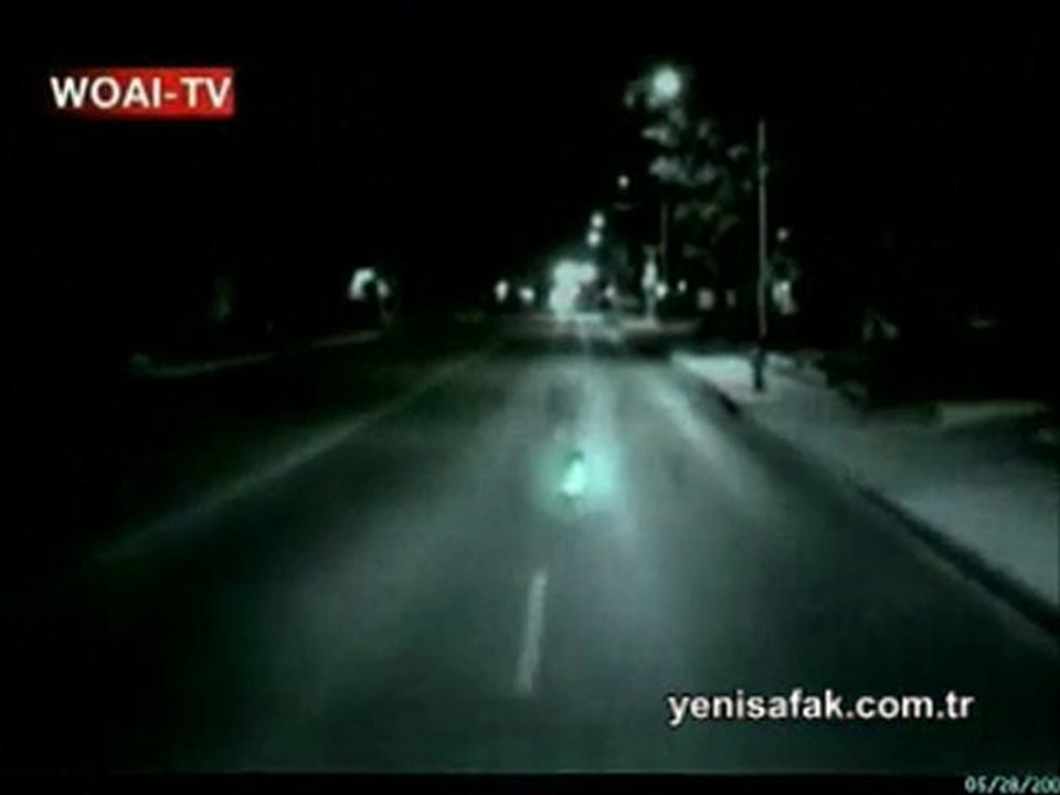 Otobanın ortasında 8 aylık bebek!