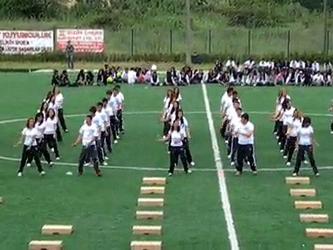 19 Mayıs 2010 VELİKÖY ÇOK PROGRAMLI LİSE GÖSTERİSİ