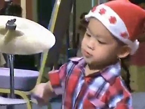 Batteur de 3 Ans ~ Babby Drummer (HQ)