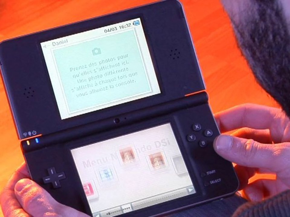 Nintendo DSI XL