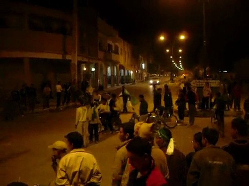 Tolga Rond Point Principale le 13 Novembre 2009  8/