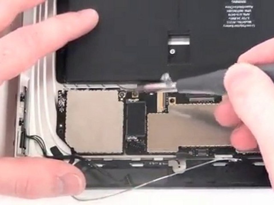 iPad 3G Logic Board and Micro SIM Removal Repair