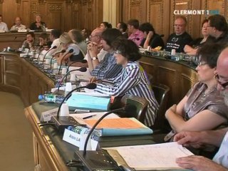 Serge Godard caricaturé... en Hitler ! (Clermont-Ferrand)