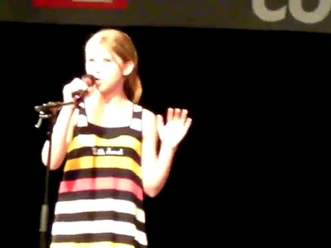 Marie Goudier au concours Passion chant à Nice inteprète