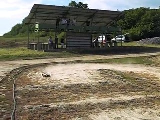 Petit  échauffement  Associated  RC8E  !!