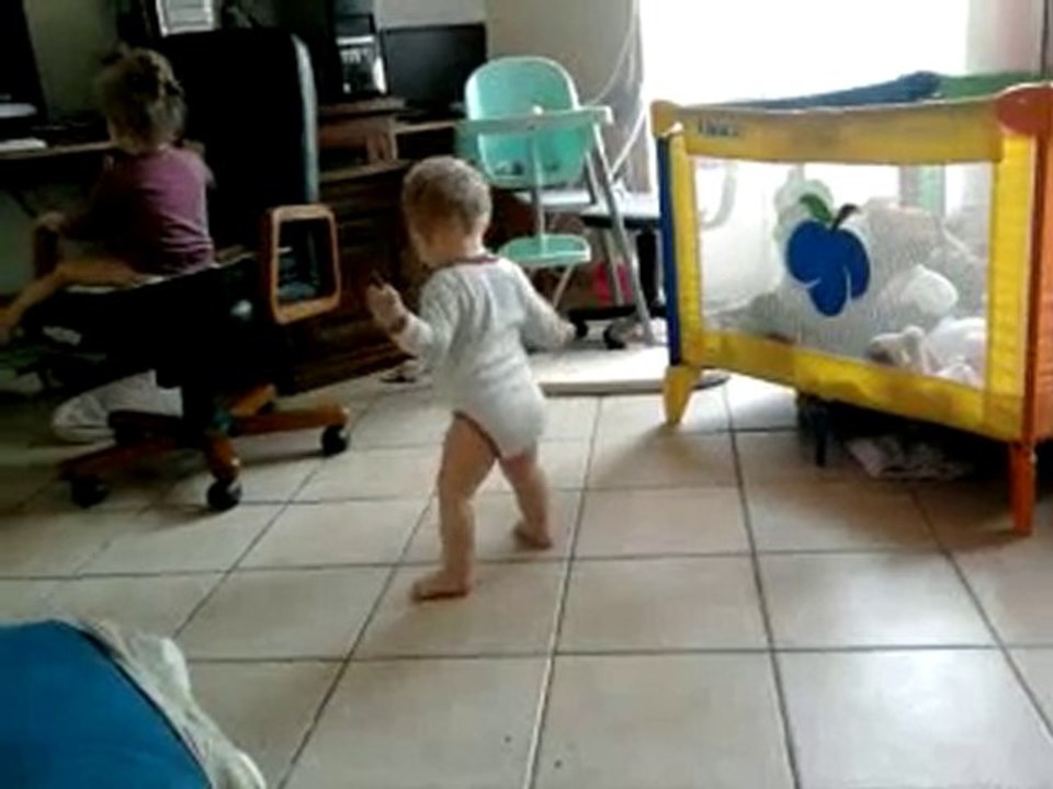 premier pas de rachel.mp4