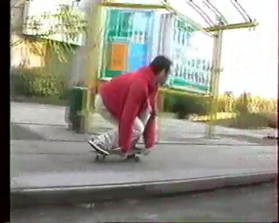 vern's skateboard!!!!!