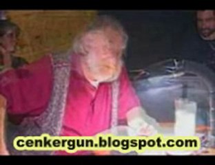 Can Yücel'in kendi sesinden Sevgi Duvarı