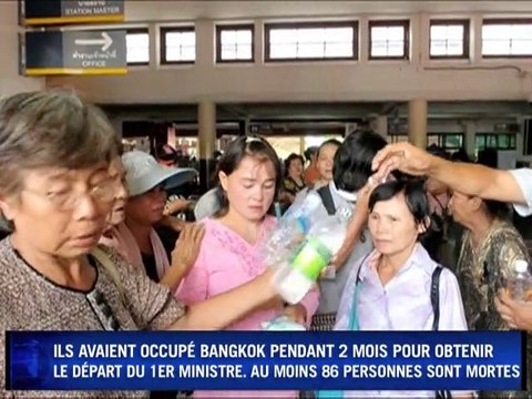 Les militants des chemises rouges rentrent chez eux