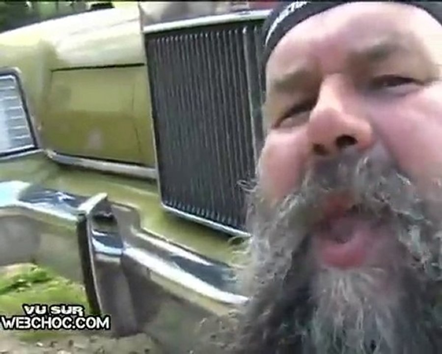 écoute  c un monstre