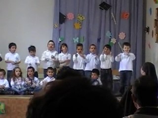 singing on the stage  22 05 2010 II year nursery school