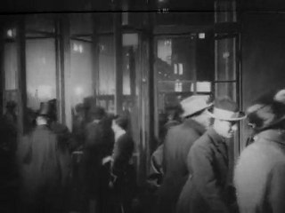 1924 El Último (Der Letzte Mann) - F. W. Murnau’s Masterpiece with Innovative Camera Techniques 🎬