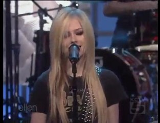 AVRIL LAVIGNE - He Wasn't  (Ellen Degeneres Show  2005)