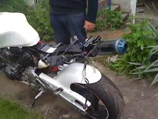 Premier demarrage Hornet 20-05-10