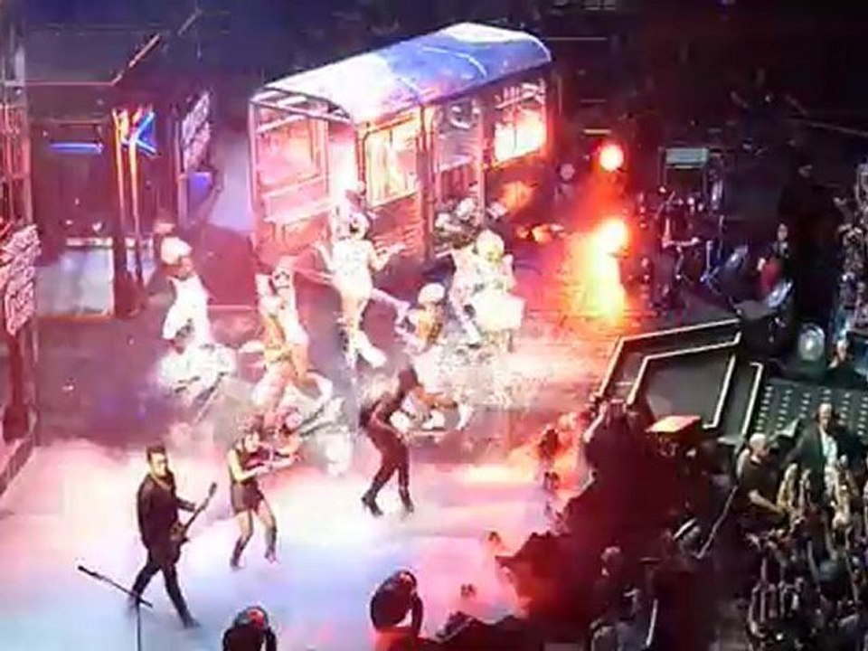 Lady Gaga - Lovegame Live Paris Bercy 2010