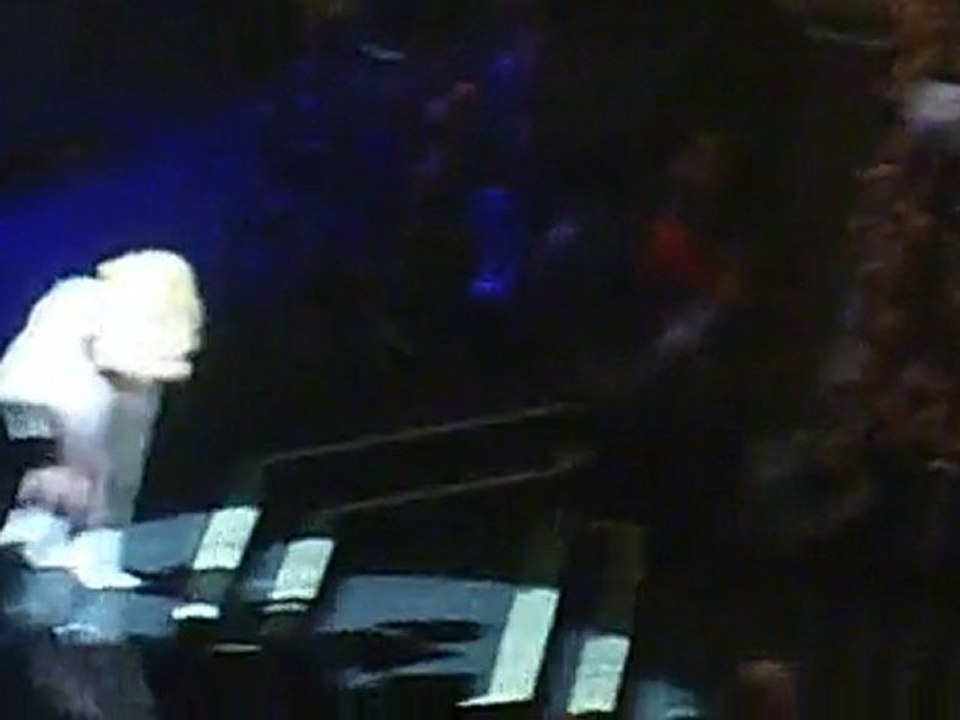 Lady Gaga déteste les chats Paris Bercy 2010