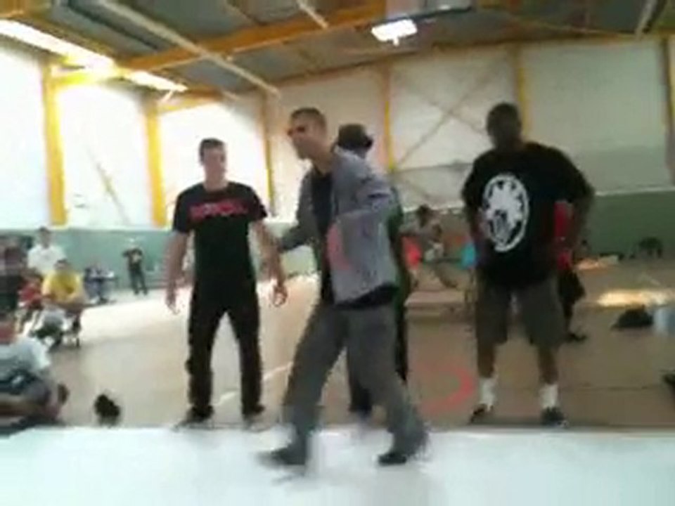 bboy frekence vs bordel crew (batlle corbeil)