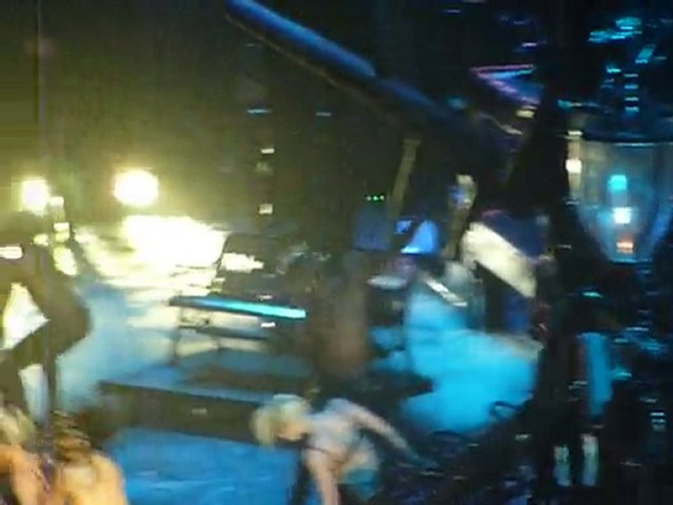 Lady Gaga - Alejandro - 22.05.10 @Bercy