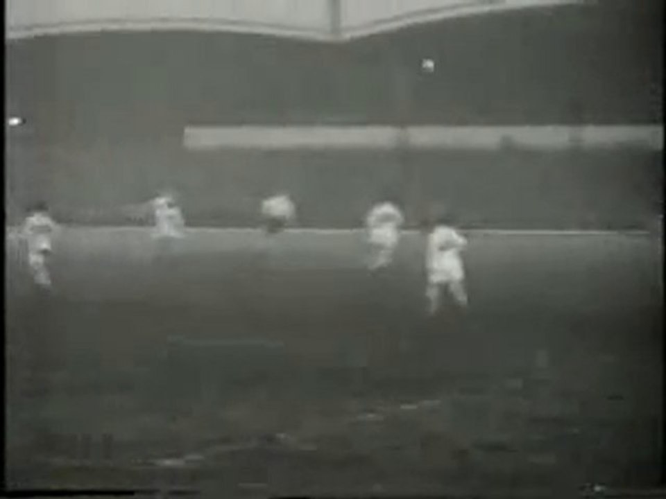 Wolverhampton  Wanderers vs Honved budapest 1954