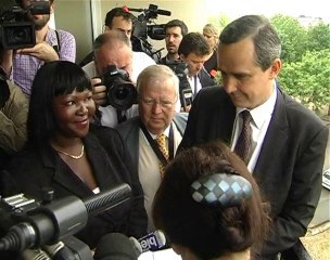 le foudroyage des tours de la cité des Indes