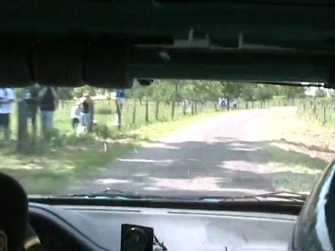 Rallye Mouzon Frezelle 2010 ES 3