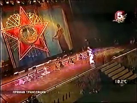 Татьяна Буланова T. Bulanova- Синий Платочек (live 2005)