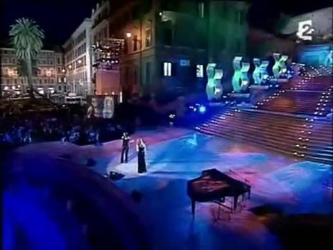 Laura Pausini & Lara Fabian - La Solitudine
