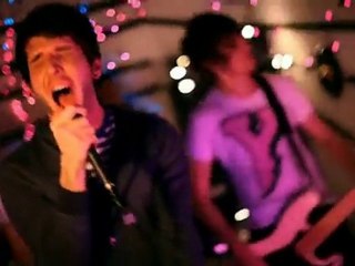 MARY HAS A GUN ALICE VIDEO CLIP OFFICIEL