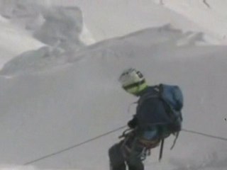 Record-breaker rings mum from Everest