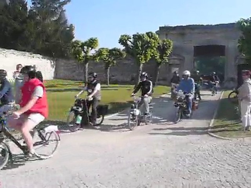 Solex au Château Renaissance du Plessis-Brion Part1