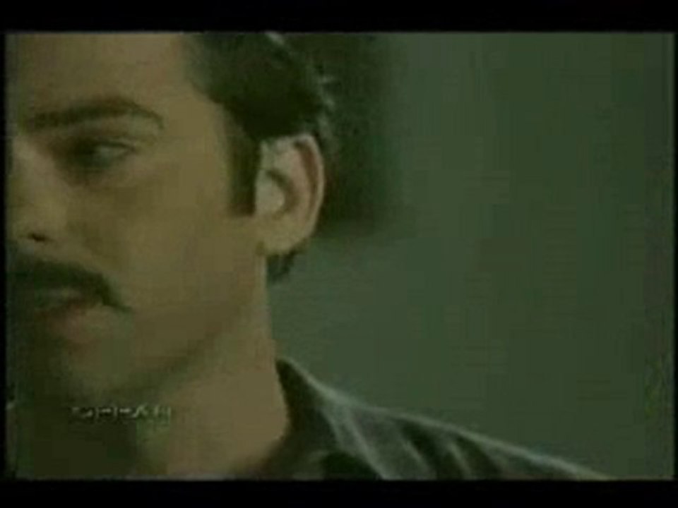 Jacop'un Bellayı Öpmesi ve Edward ve Jaco'un Kavga Sahnesi