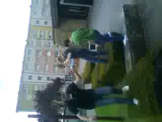 Marche sur les buissons.