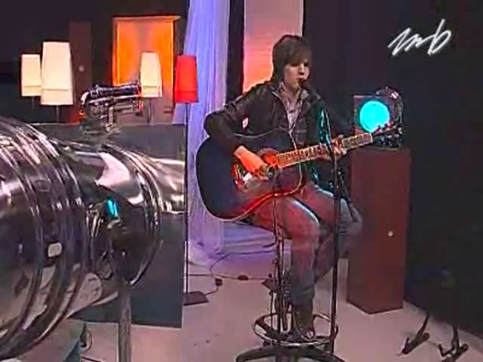 QUENTIN MICHEL - Et Je M'en Fous - TeleMB