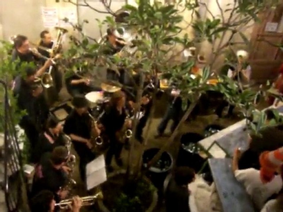 RESF Féria Nîmes 2010 Bodéga sans frontières RESF30