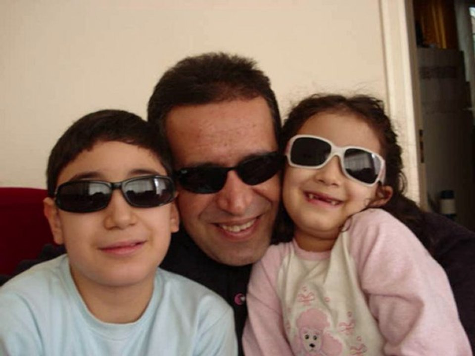 Şiir: "AKLIMDASIN: Yazan ve seslendiren Savaş ŞENEL