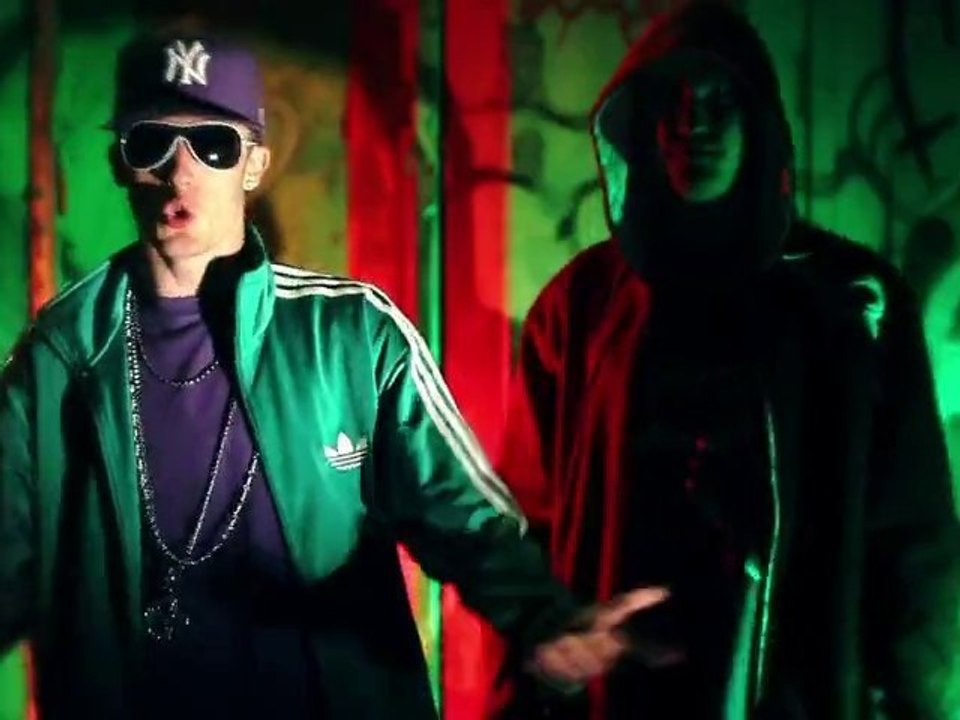 L'Ovni Kila & Awax "Mets du Volume"