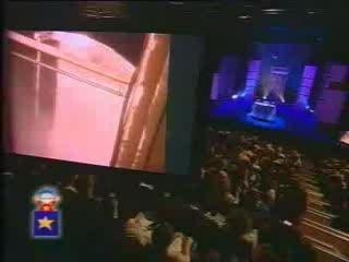 Merri parodie la messe