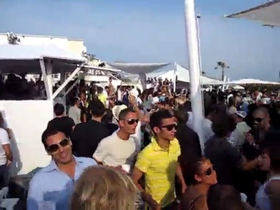 Pool Party Carl Cox Pool Beach Cannes 19/05/2010 - MVI 1773