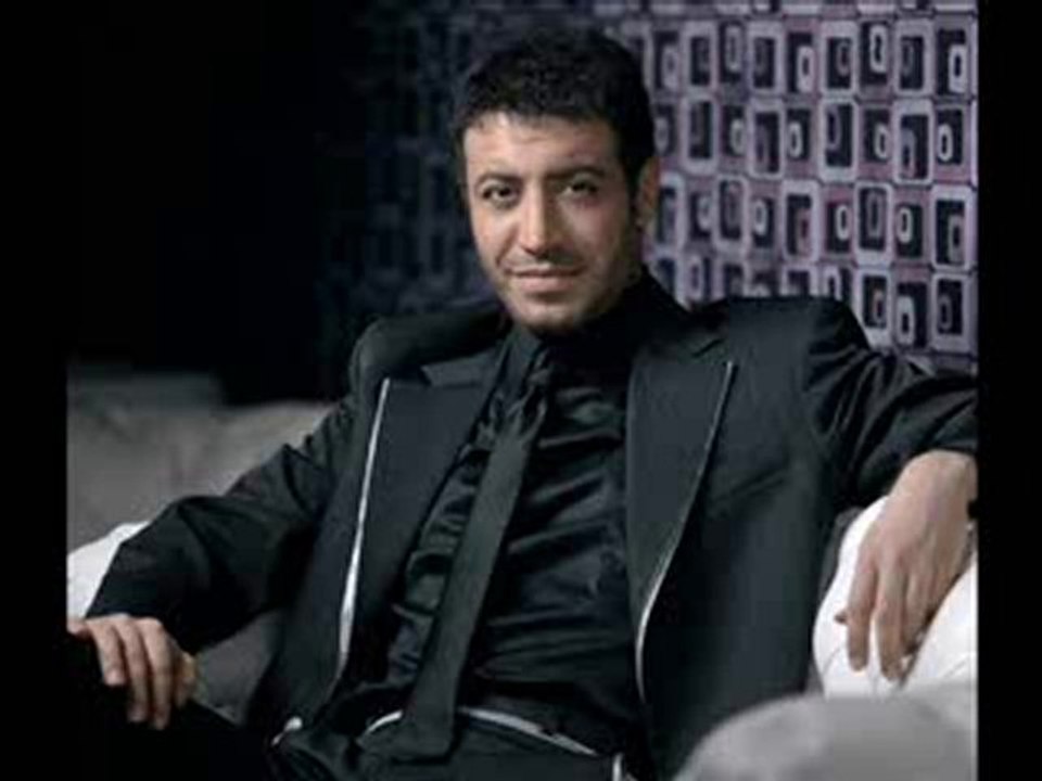 Hakan Altun- Zaten Aşk Bitti 2010