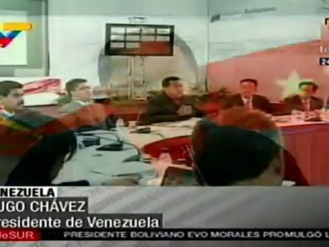 Presidente Chávez se reúne con delegación de consultores