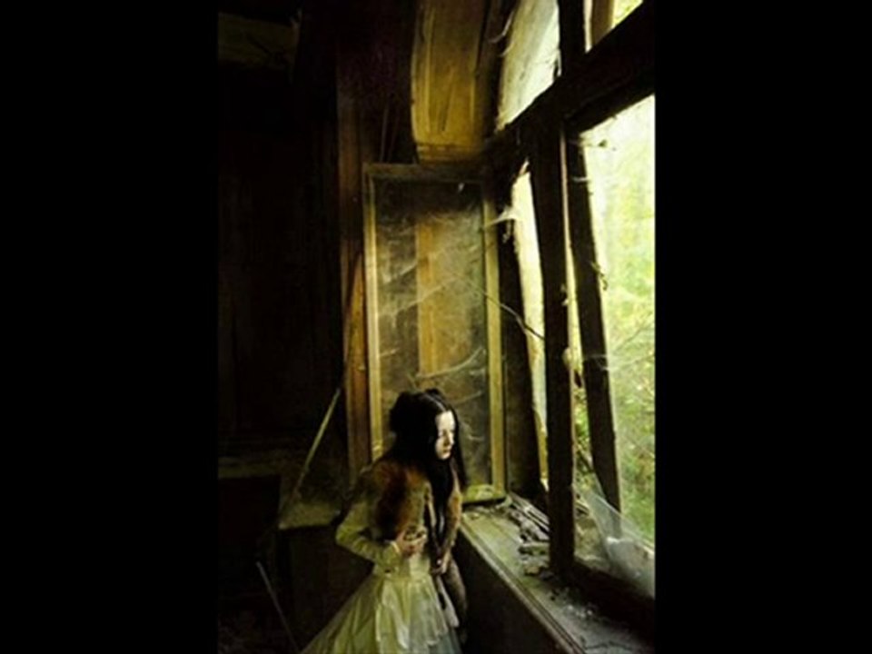 Sezen Aksu - Ben Sende Tutuklu Kaldım