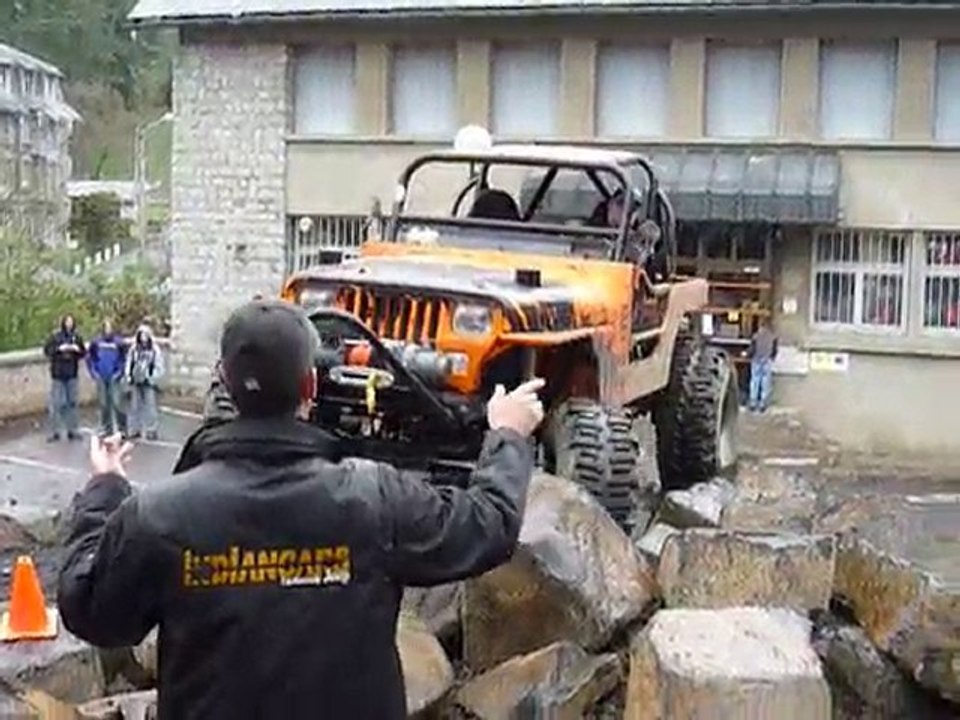 Chambon sur Jeep 2010. Indian Crawler