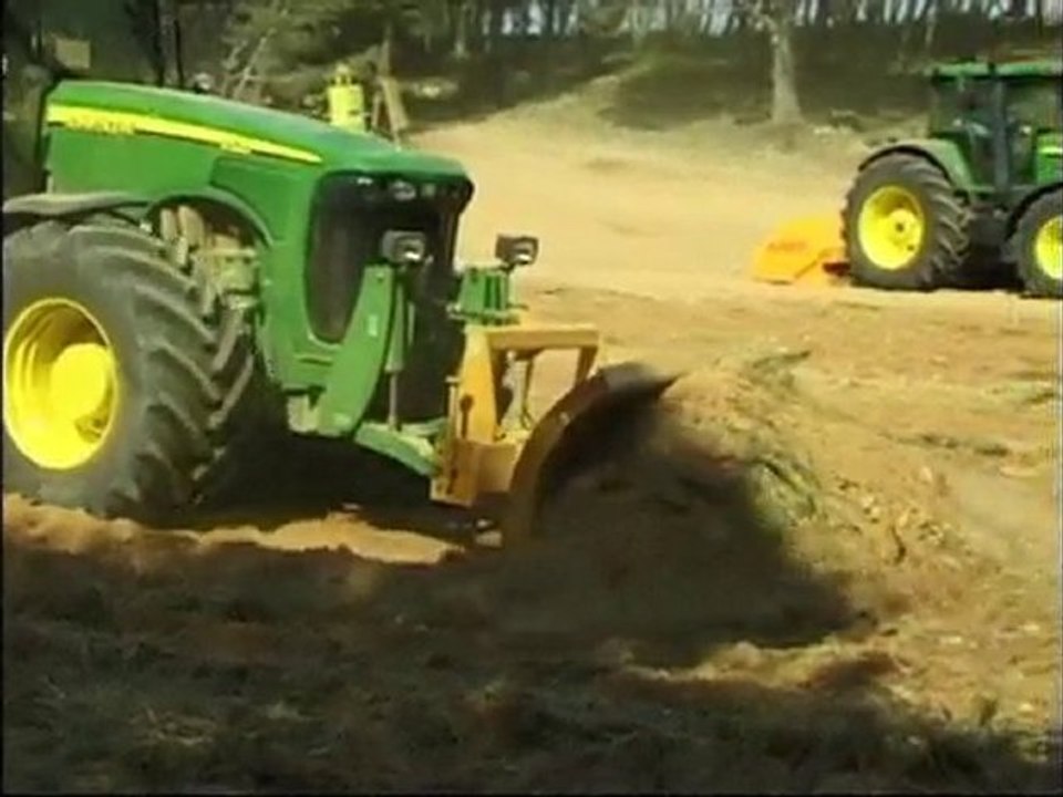 LAME BULLDOZER, Laforge, lame orientable, tracteur, materiel